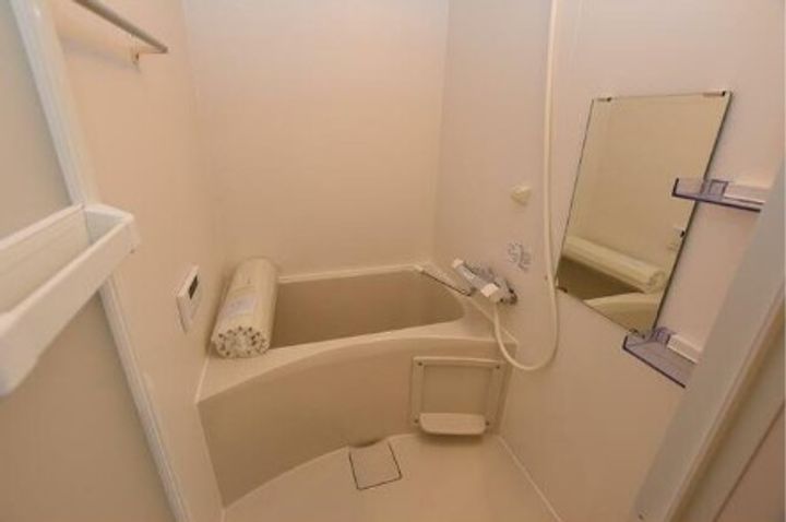 シャルム北千住の風呂