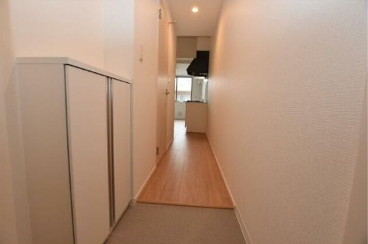 シャルム北千住の玄関