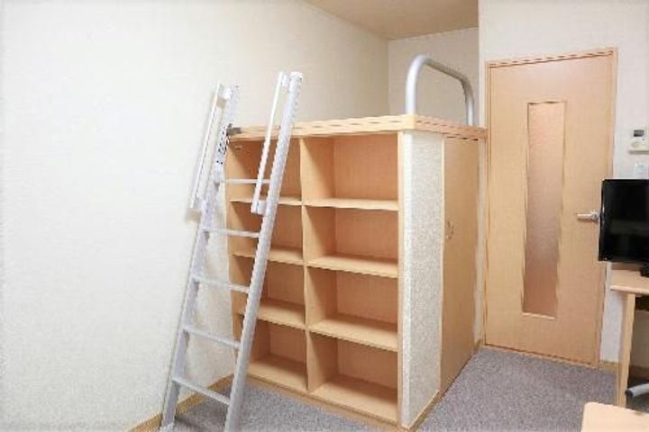 レオパレス空とぶジュウタンの内装