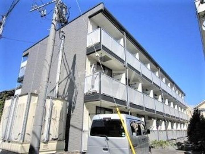 レオパレス空とぶジュウタンの外観