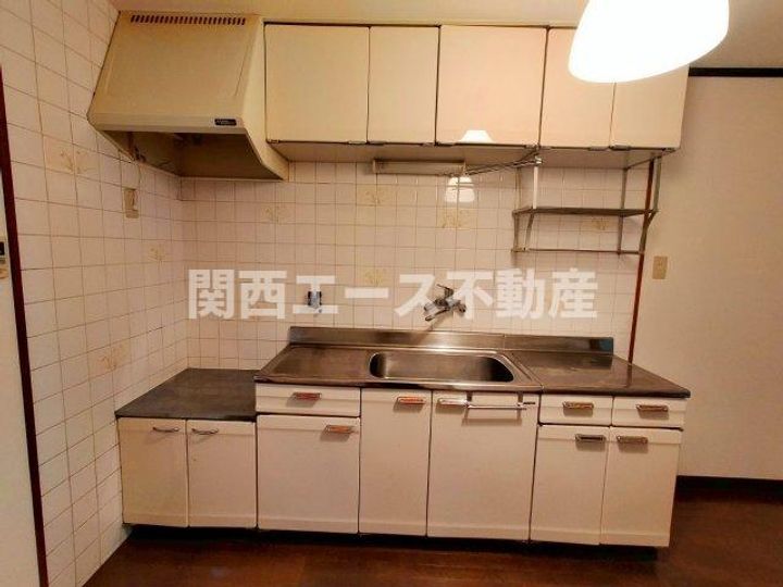 大阪府東大阪市南荘町(一戸建)の賃貸物件のキッチン