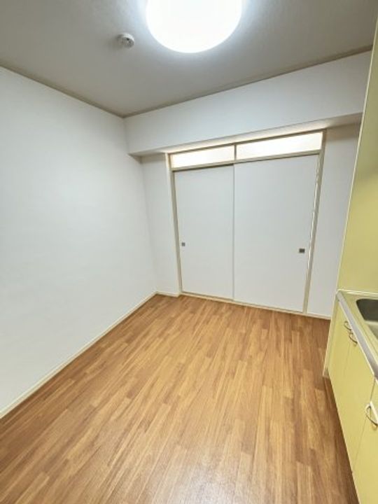 大阪府大阪市東淀川区豊新5(マンション)の賃貸物件の居間