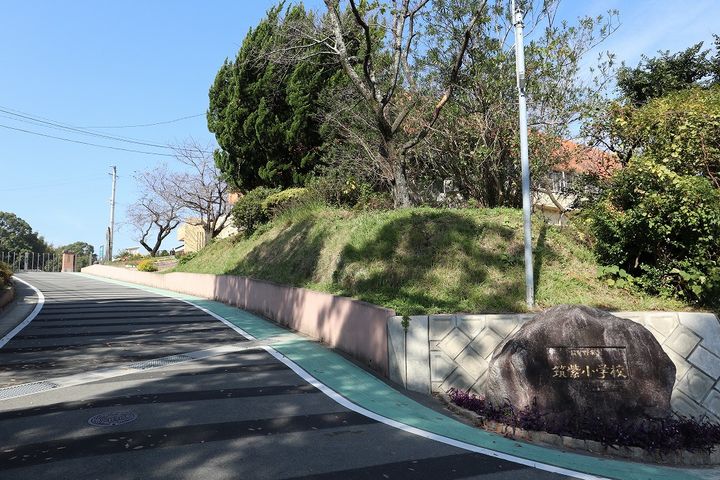 エトワールディアスの周辺