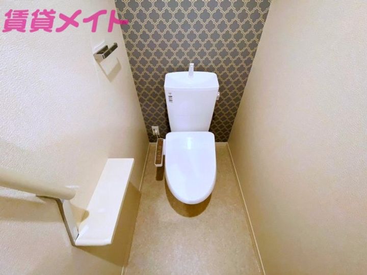 fonte霞の内装