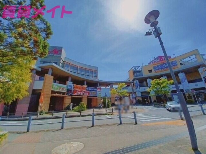 fonte霞の周辺