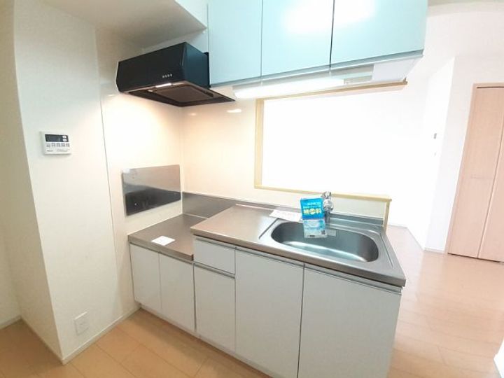 福岡県古賀市花見東6(アパート)の賃貸物件のキッチン