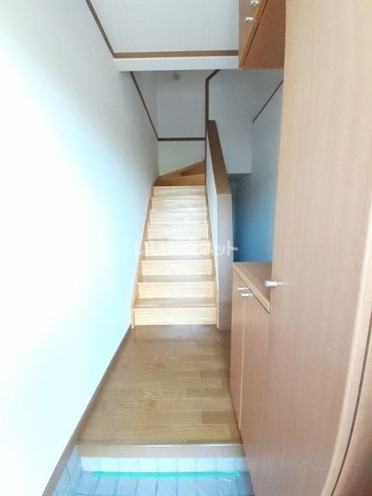 アンペルシェの玄関