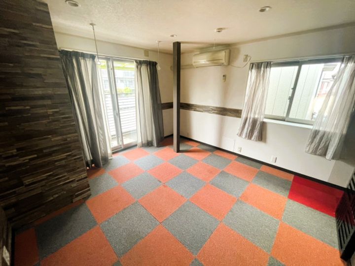 UNSコーポの内装