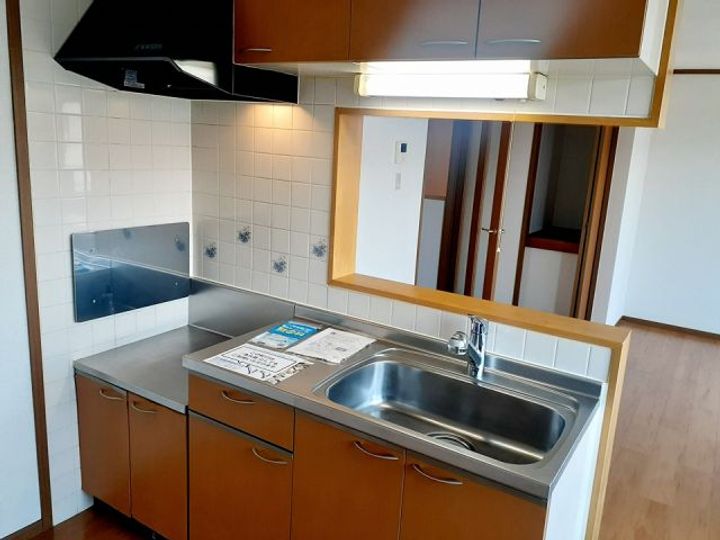 サウス・サバーブズ Bのキッチン