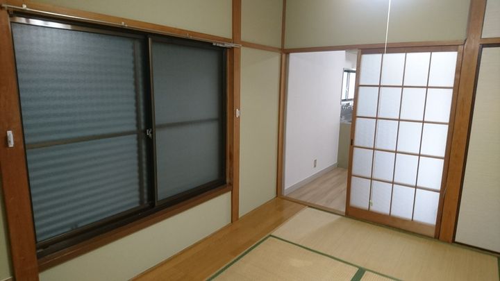 コーポタチバナの居間