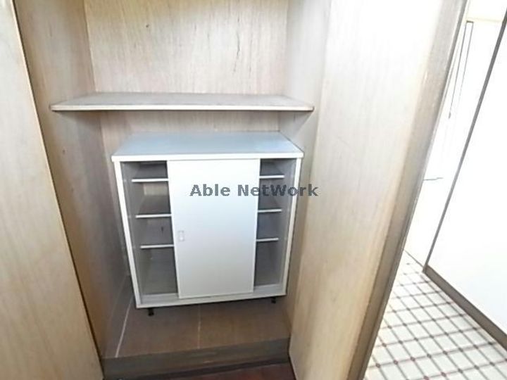 アビタシオンOHNOの玄関