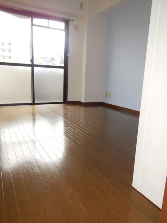 兵庫県神戸市西区大津和2(マンション)の賃貸物件の居間