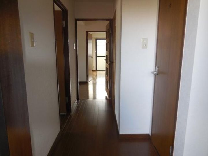 兵庫県神戸市西区大津和2(マンション)の賃貸物件の玄関