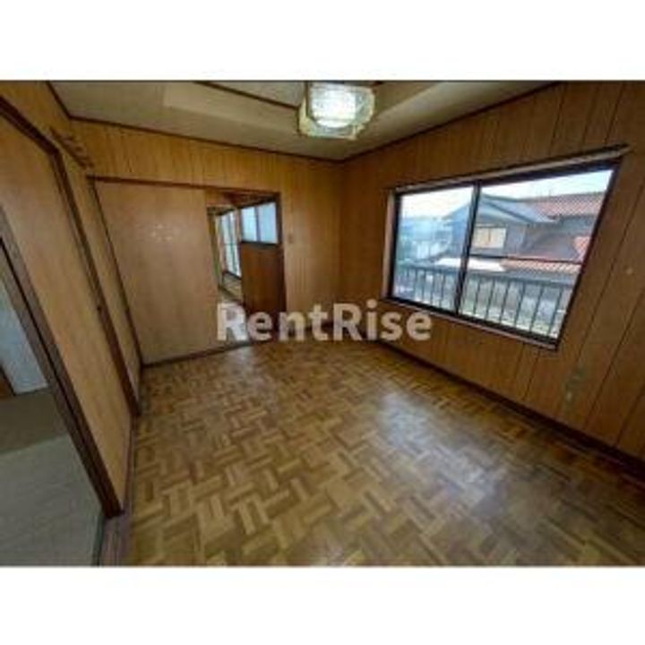 愛知県稲沢市平和町観音堂屋敷(一戸建)の賃貸物件の居間