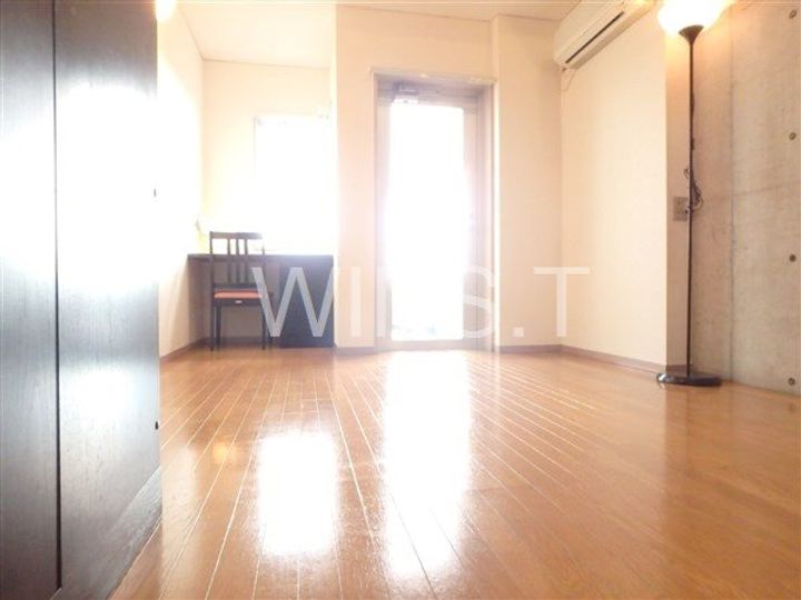 グレース成城の居間