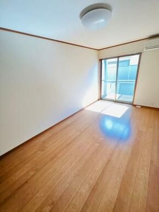 ティラーノ藍住II1号棟の内装