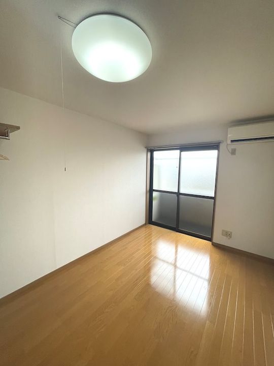 セレーノ御前蛸薬師の居間