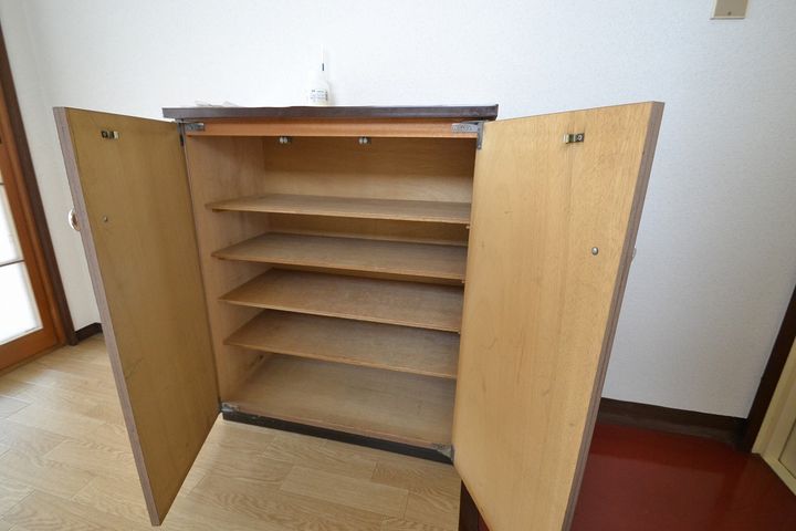 広島県広島市中区大手町4(マンション)の賃貸物件の玄関