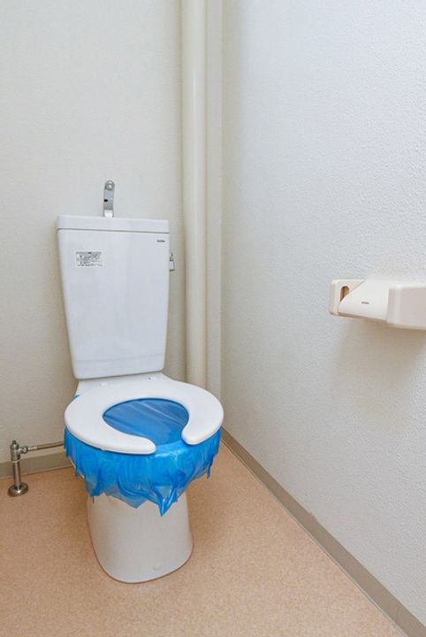 URもりつねの内装