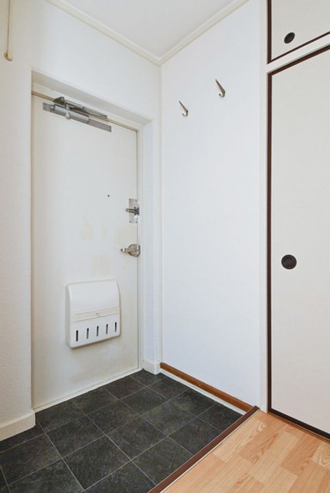 URもりつねの玄関