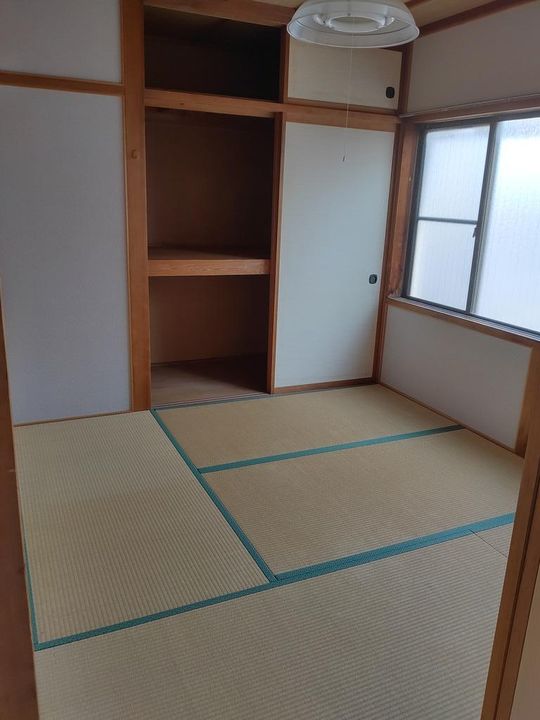 柏町3Fの内装