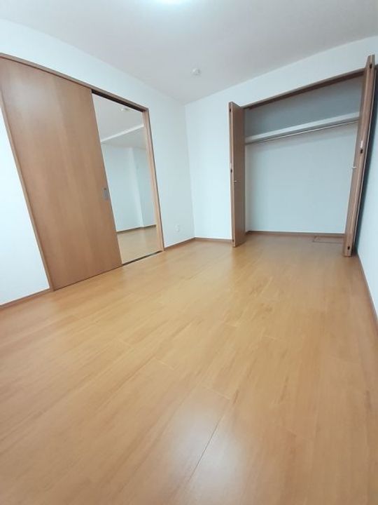 リバーサイドMYの内装