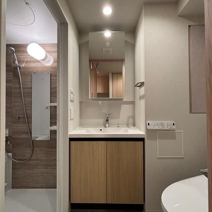 東京都世田谷区北沢1の賃貸マンションの内装