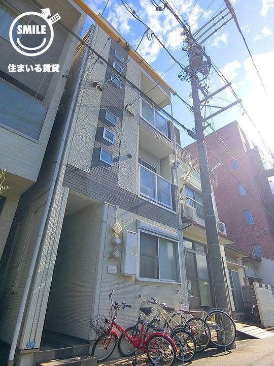 ソリッド則武の居間