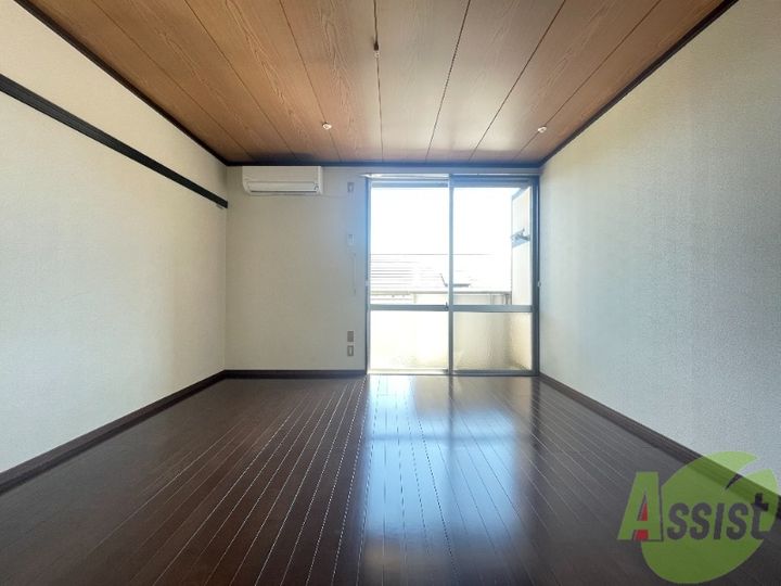 コーポしかまの居間