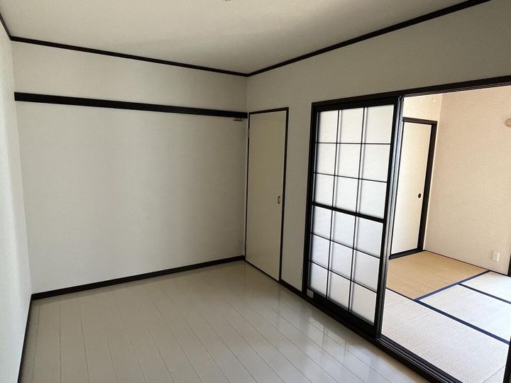 第2グリーンハイツ池田の居間
