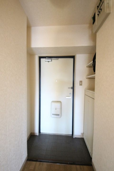 けやき通り内山の玄関
