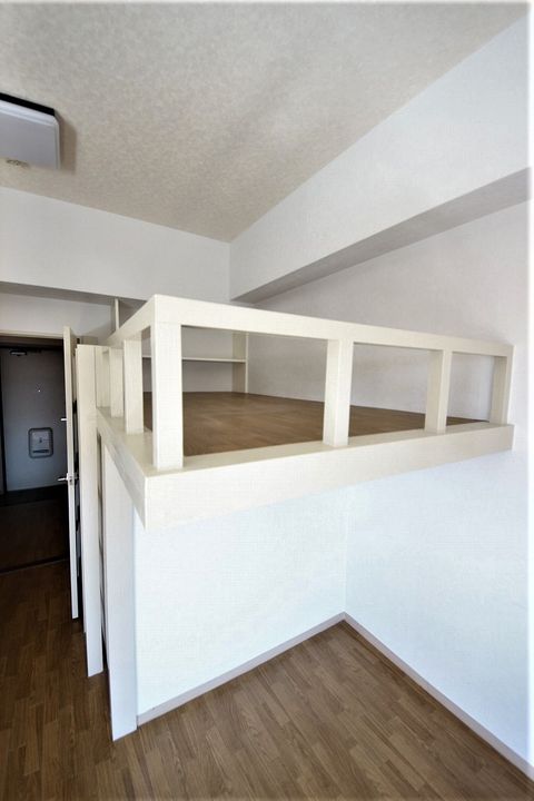 けやき通り内山の内装