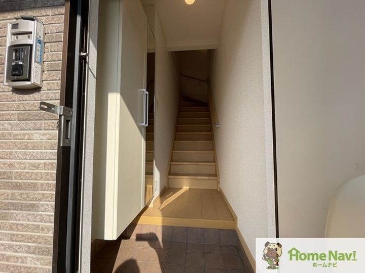 メゾン・ド・コスモスの玄関