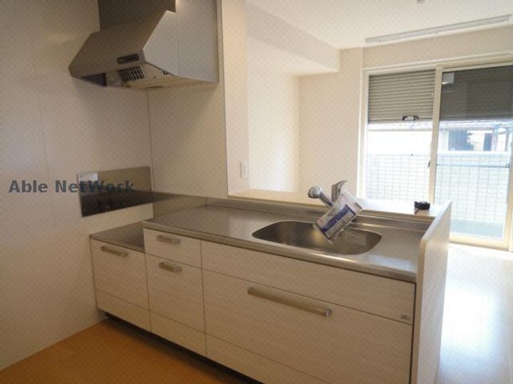 グリーン アベニュー(下江津)のキッチン