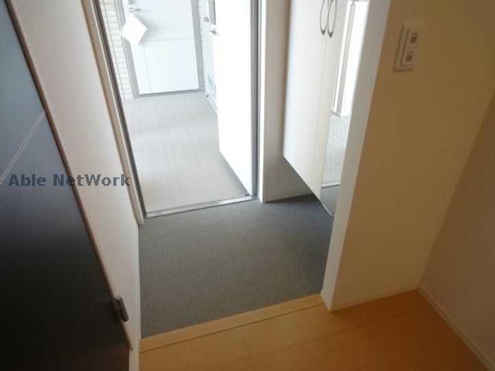 グリーン アベニュー(下江津)の玄関