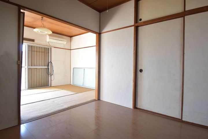 Star-One田上台の居間
