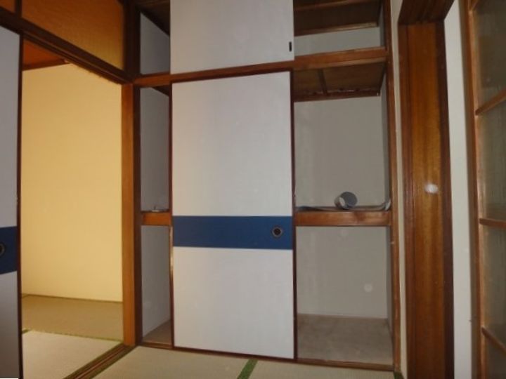 尾崎荘の内装
