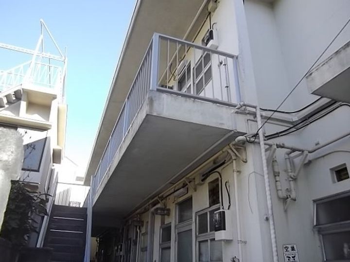 尾崎荘の外観