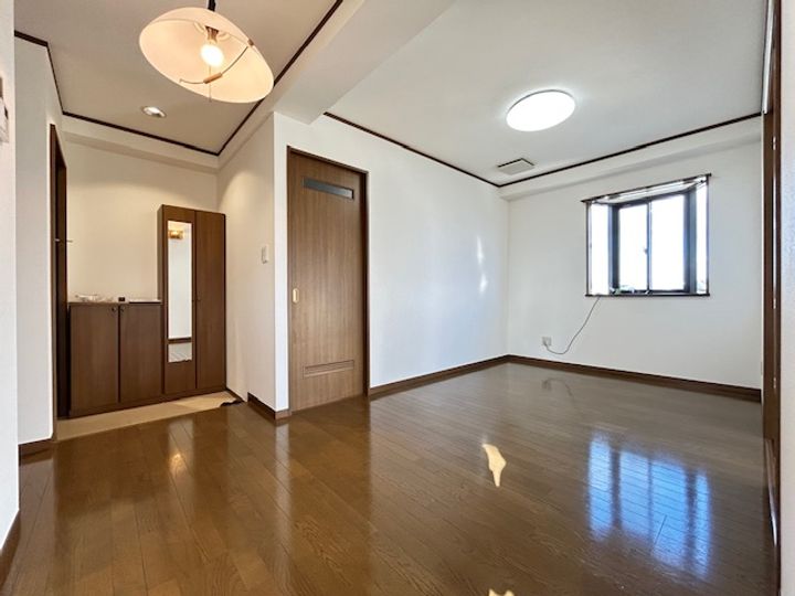 ファミーユ七(セブン)の内装