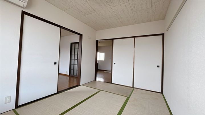 フォートレスの内装