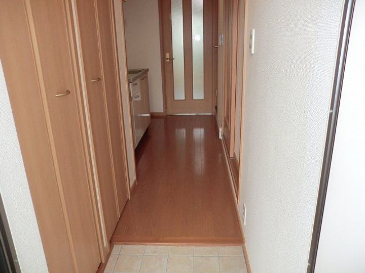 群馬県高崎市大橋町(アパート)の賃貸物件の玄関
