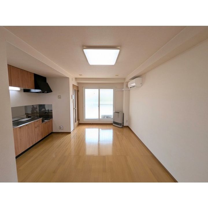 ピュアパレス豊川の居間