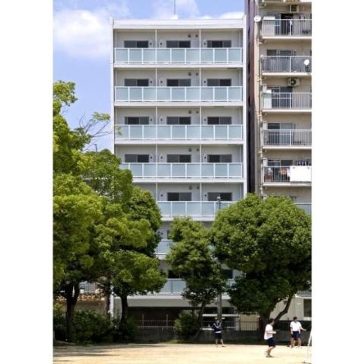 プログレッソ岩塚の外観