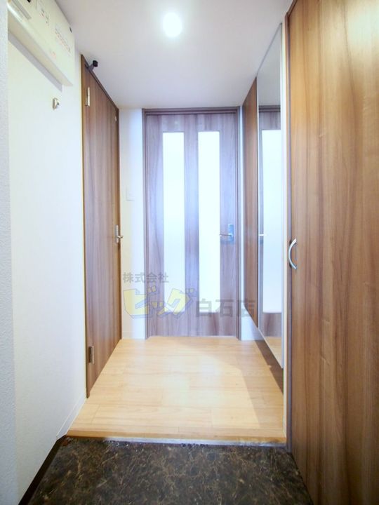 クラリス菊水IIの玄関