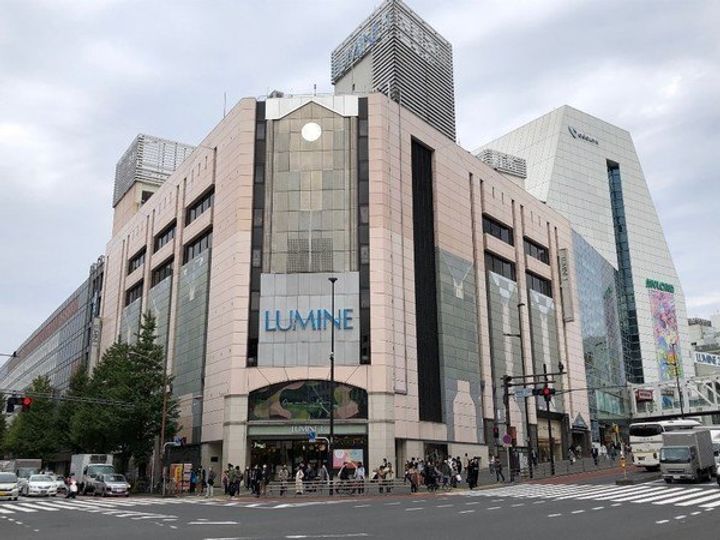 コンソラーレの周辺