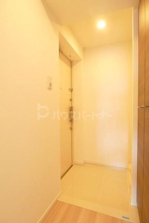 東京都葛飾区東新小岩7(マンション)の賃貸物件の玄関