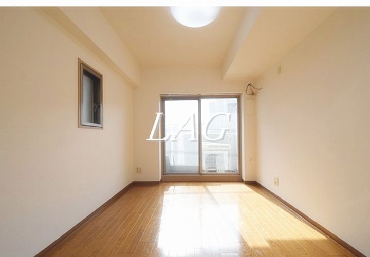 ルーブル世田谷の居間