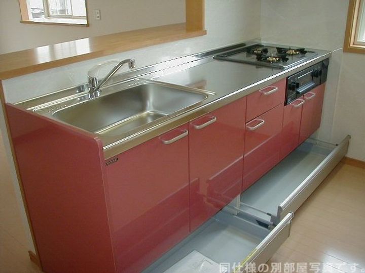 プロヴァンス・ドミール E棟のキッチン