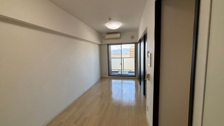 レジデンスエアポートの居間