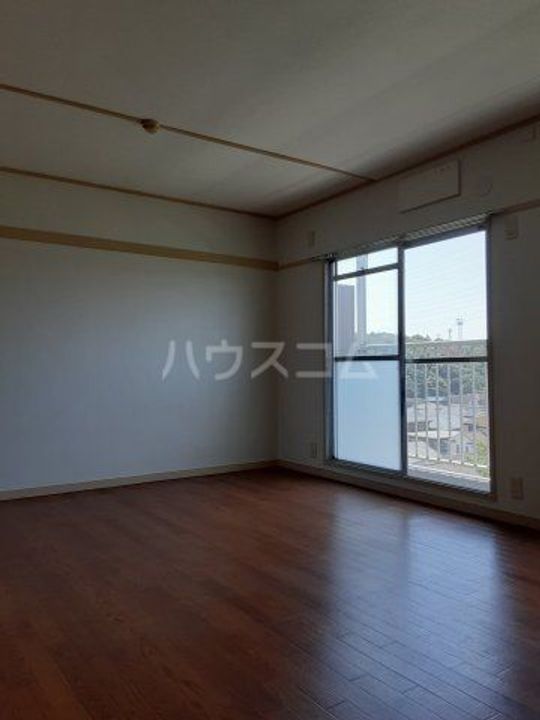 ポプラヶ丘コープ5号棟の居間